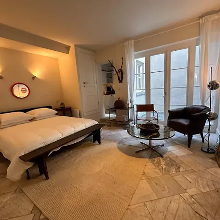 Idyllisch 2br App Met Patio